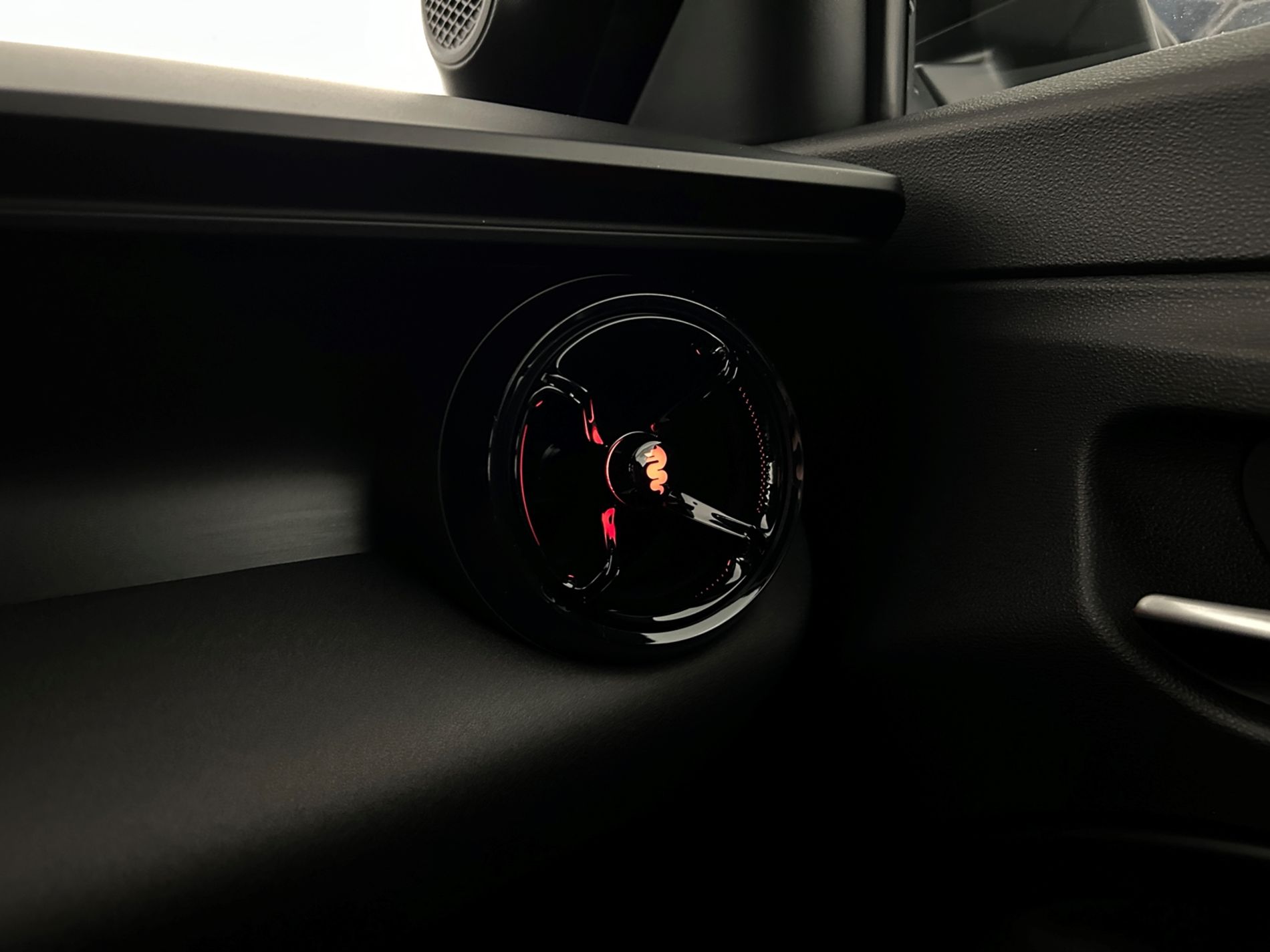 Junior 1.2 ibrida Speciale - Autoviemme